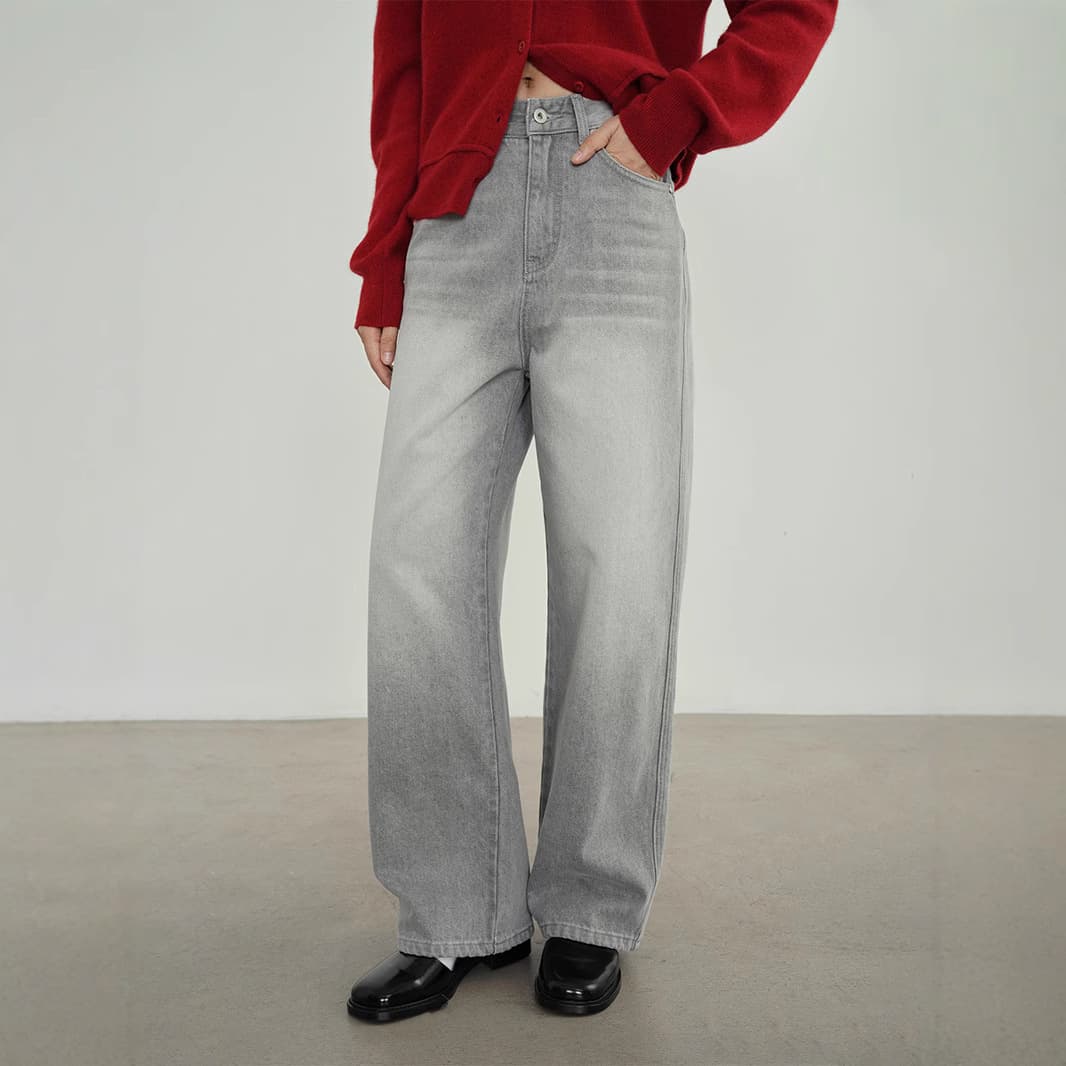 グレー パンツ ストレートゆったりデニム