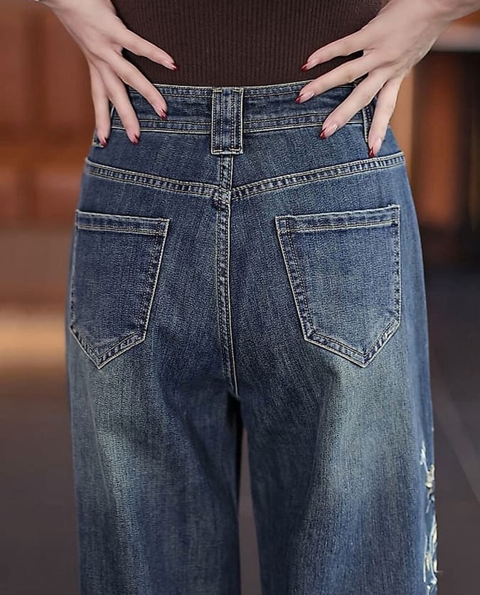 グレー パンツ 刺繍入りデニムワイドパンツ