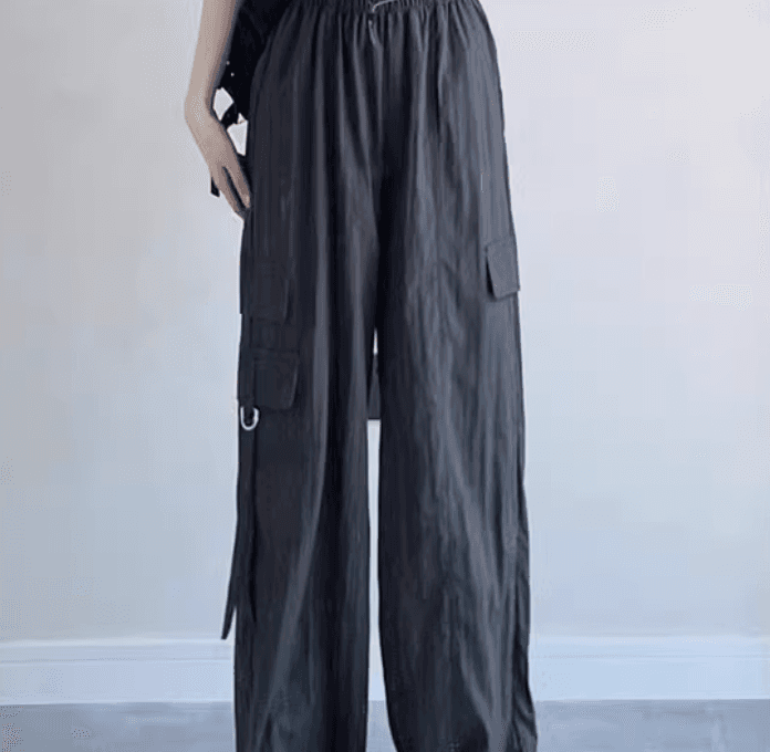 グレー パンツ ゆったりシルエットカーゴパンツ