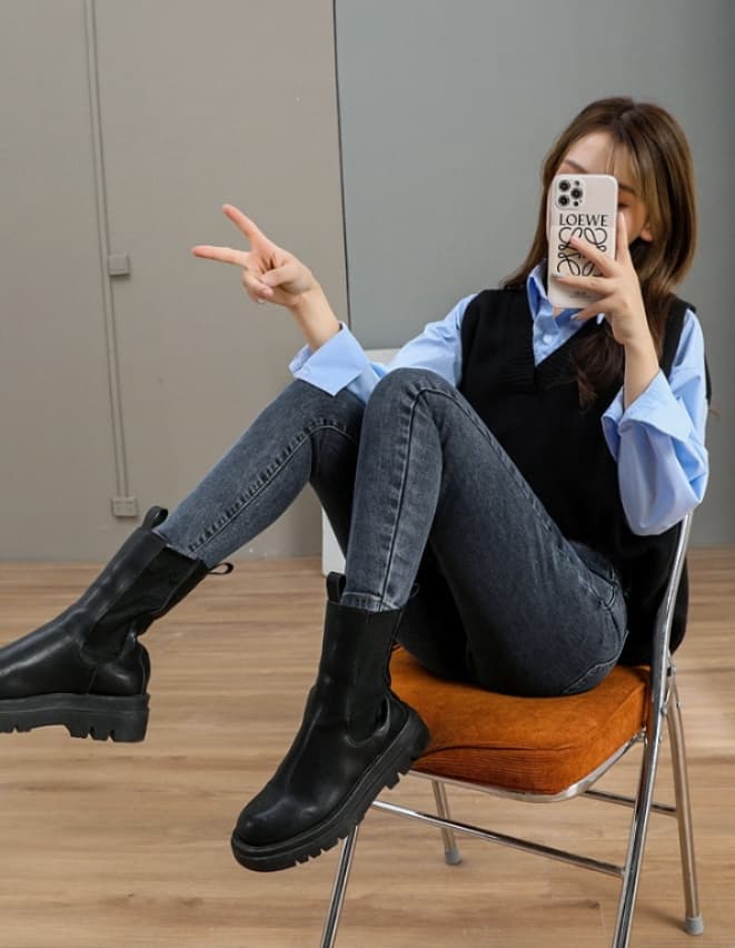 グレー パンツ スキニーパンツ すっきりシルエット 細身デニム