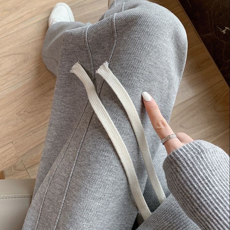 グレー パンツ グレー パンツ リラックスニットワイドパンツ
