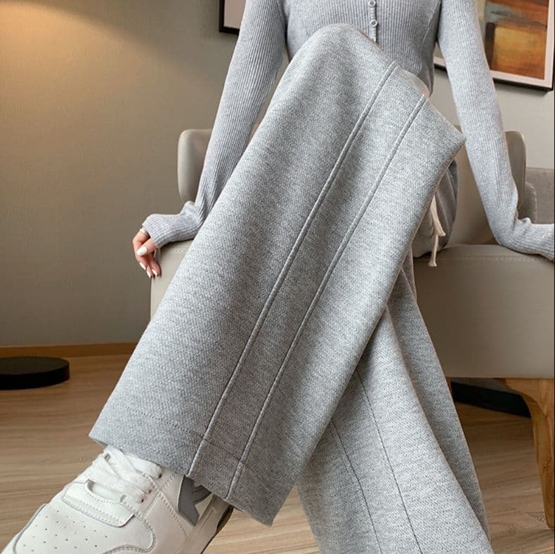 グレー パンツ グレー パンツ リラックスニットワイドパンツ