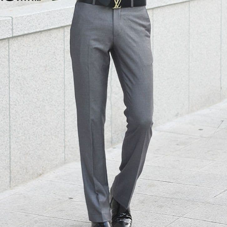 グレー パンツ  ストレートシルエット ビジネススラックス