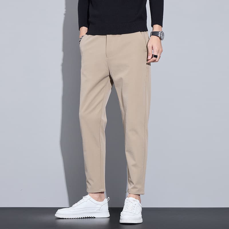 グレー パンツ 上質ストレッチ リラックススラックス