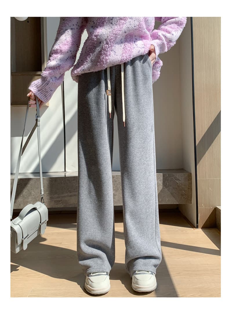 グレー パンツ シャリ感 ワイド美脚パンツ