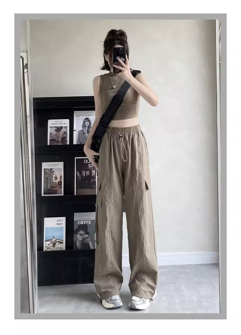 グレー パンツ ゆったりシルエットカーゴパンツ