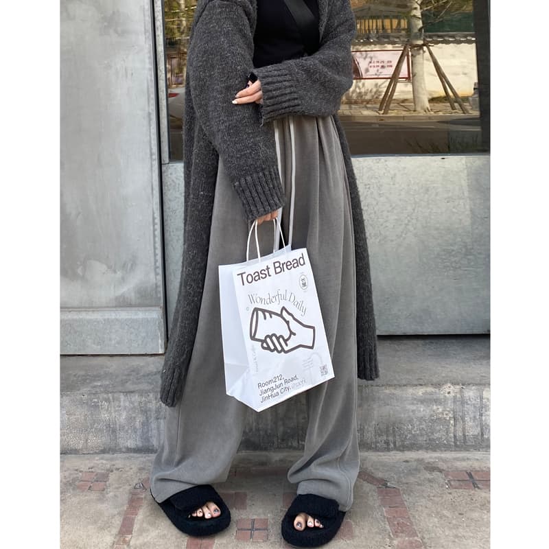 グレー パンツ ドロスト紐付きリラックスパンツ