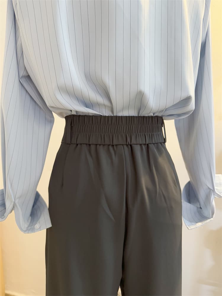 グレー パンツ ハイウエストプリーツワイドパンツ