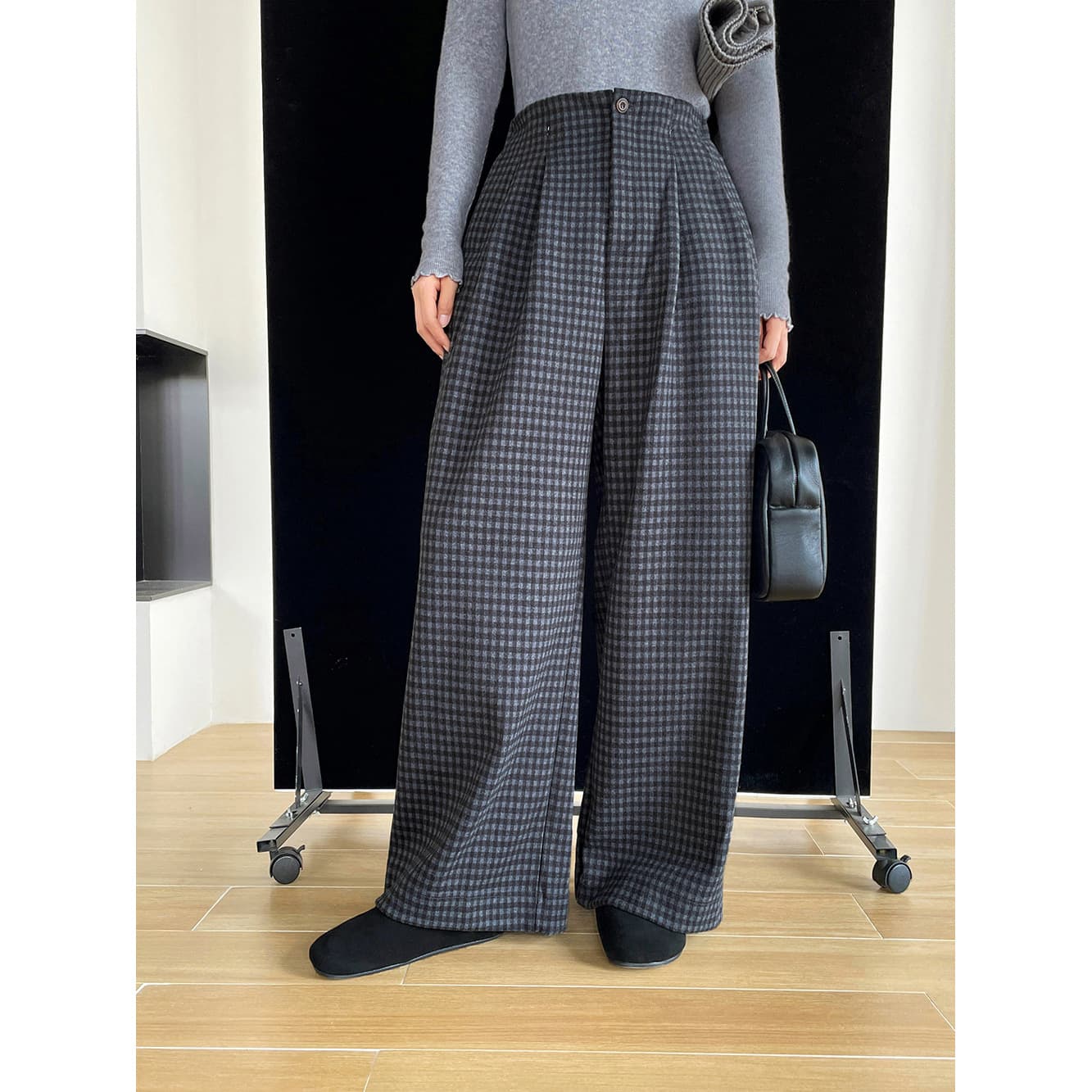 グレー パンツ ゆったり格子柄ワイドパンツ