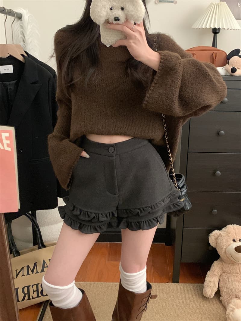 グレー パンツ フリルデザインショートパンツ