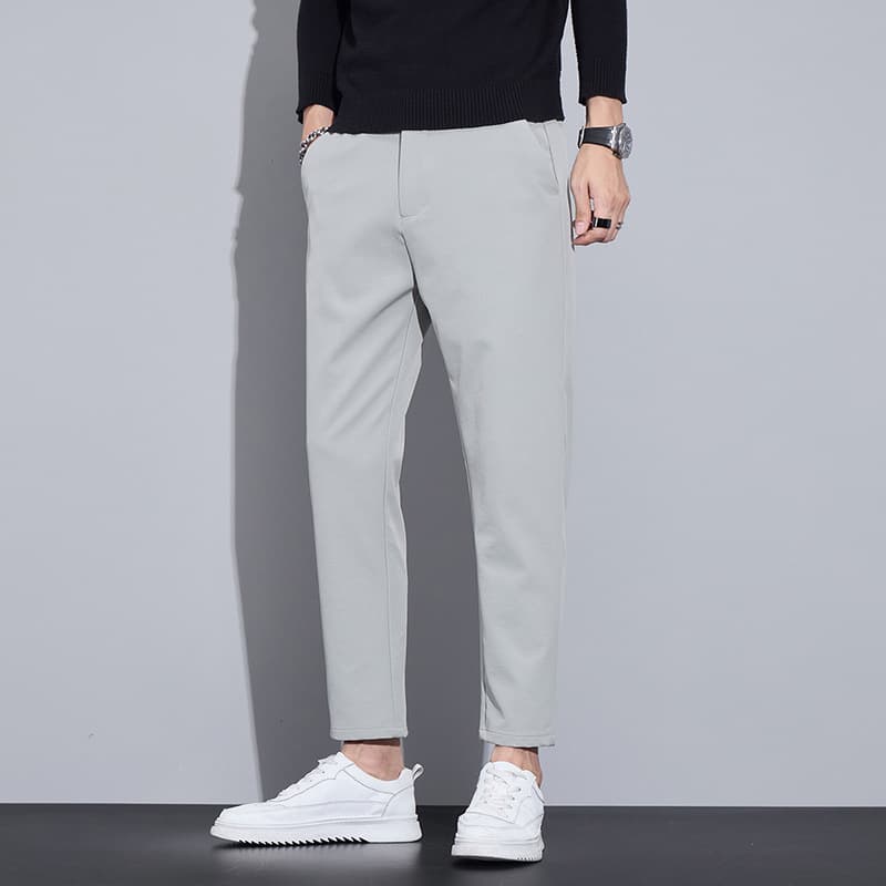 グレー パンツ 上質ストレッチ リラックススラックス