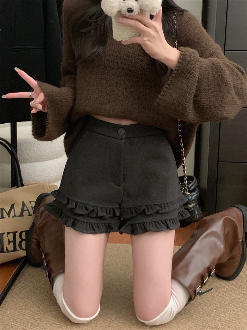グレー パンツ フリルデザインショートパンツ