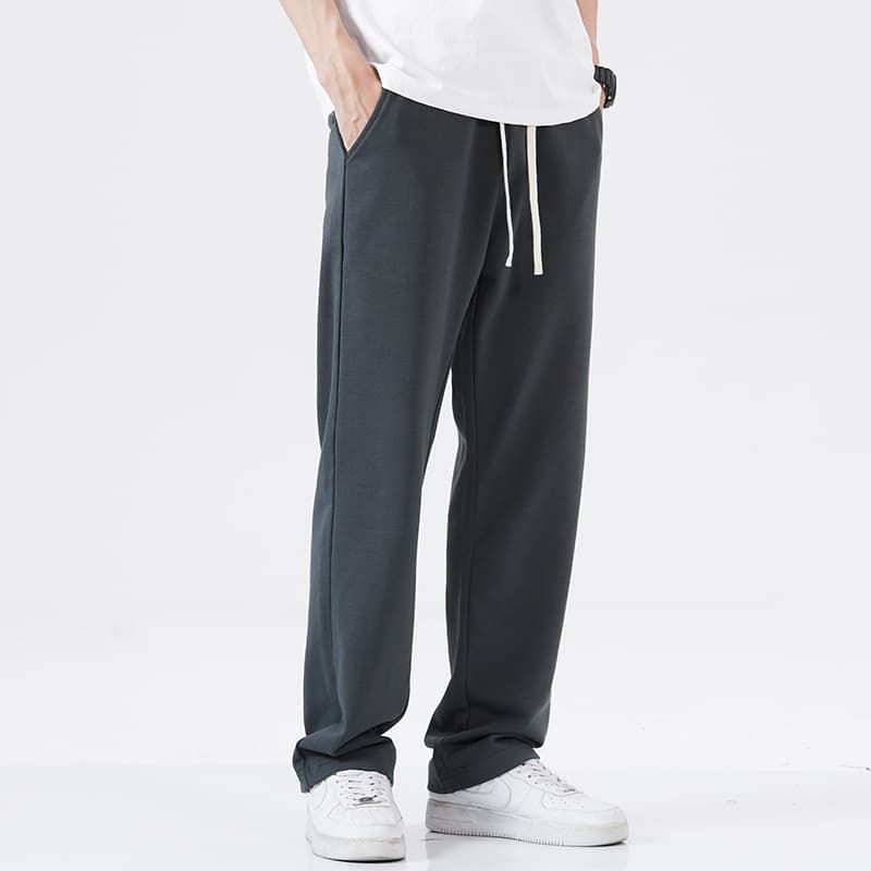 グレー パンツ ゆったりシルエット リラックススラックス