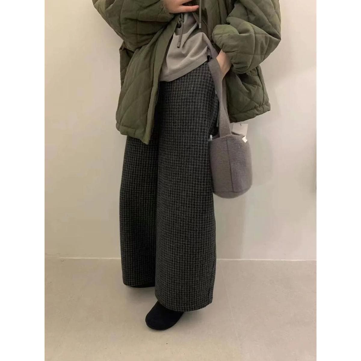 グレー パンツ ウール混チェック柄ゆったりパンツ