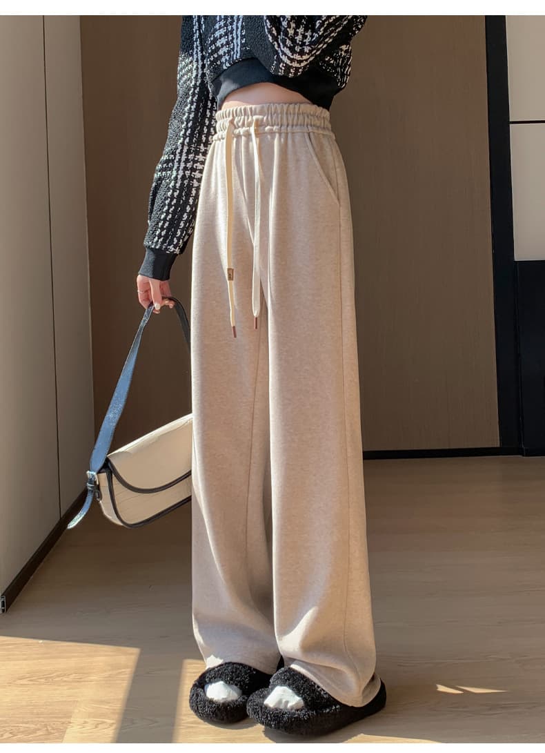 グレー パンツ シャリ感 ワイド美脚パンツ