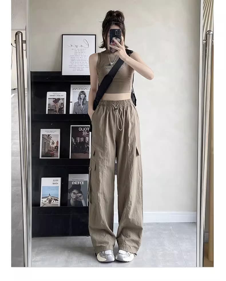 グレー パンツ ゆったりシルエットカーゴパンツ