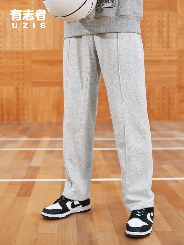 グレー パンツ  立体縫製スポーツパンツ