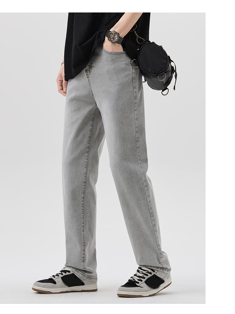 グレー パンツ ストレートシルエット ゆったりデニム