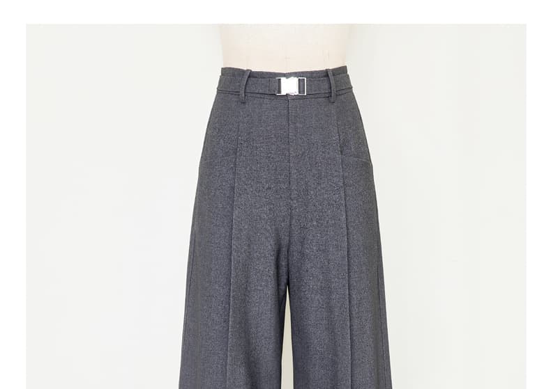 グレー パンツ 上品プリーツ入り ワイドシルエットパンツ
