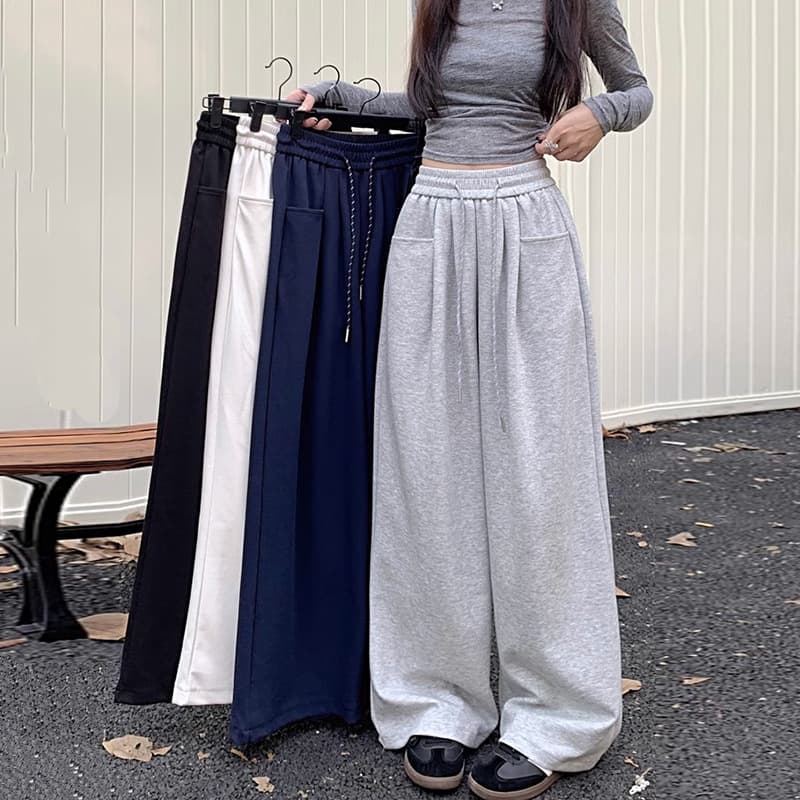 グレー パンツ スポーティーリラックス ワイドパンツ