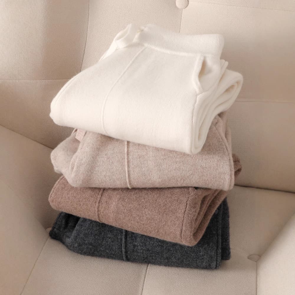 グレー パンツ なめらかニット素材 紐付きゆったりパンツ