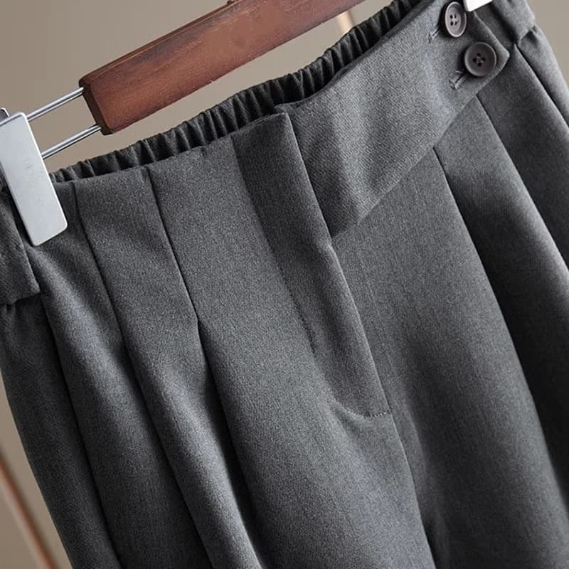 グレー パンツ テーパードパンツ 上品プリーツ タック入り オフィスパンツ