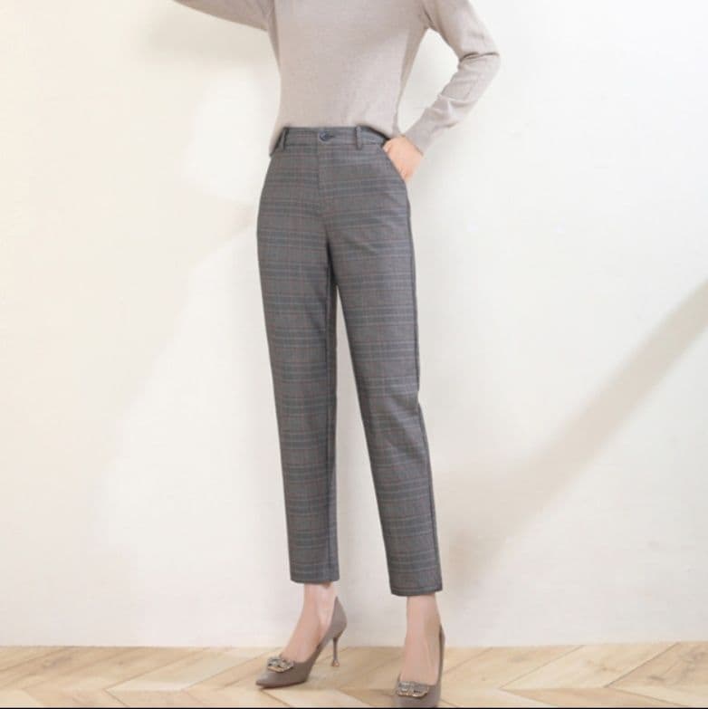 グレー パンツ チェック柄パンツ 上品で洗練されたテーパードデザイン スラックス