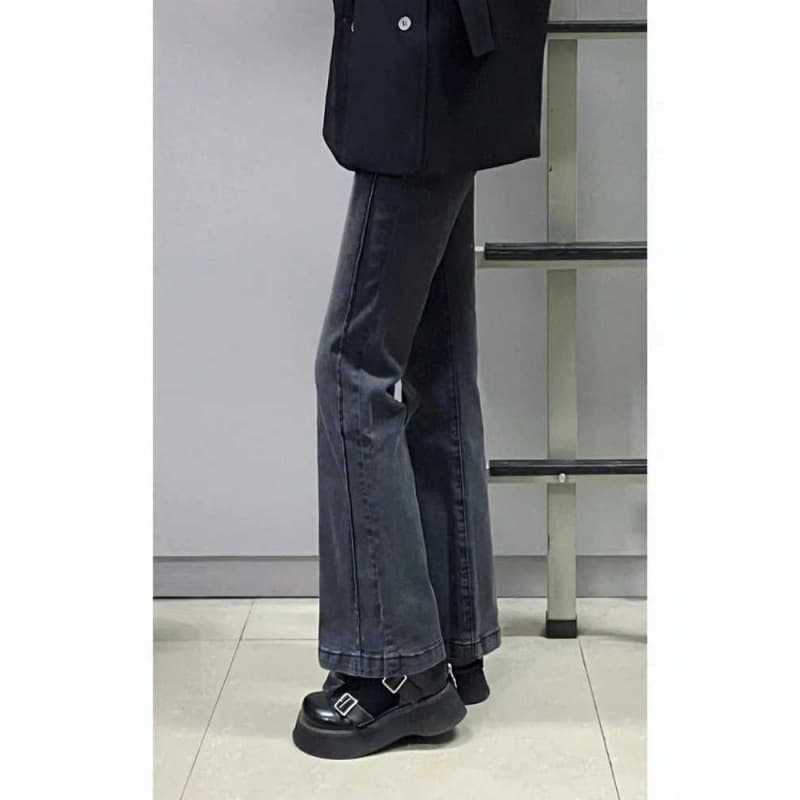 グレー パンツ ワイドフレアデニムパンツ