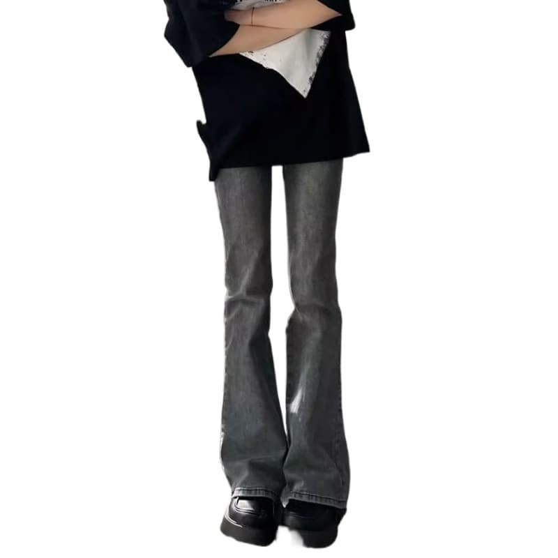 グレー パンツ ゆったりストレートデニムパンツ