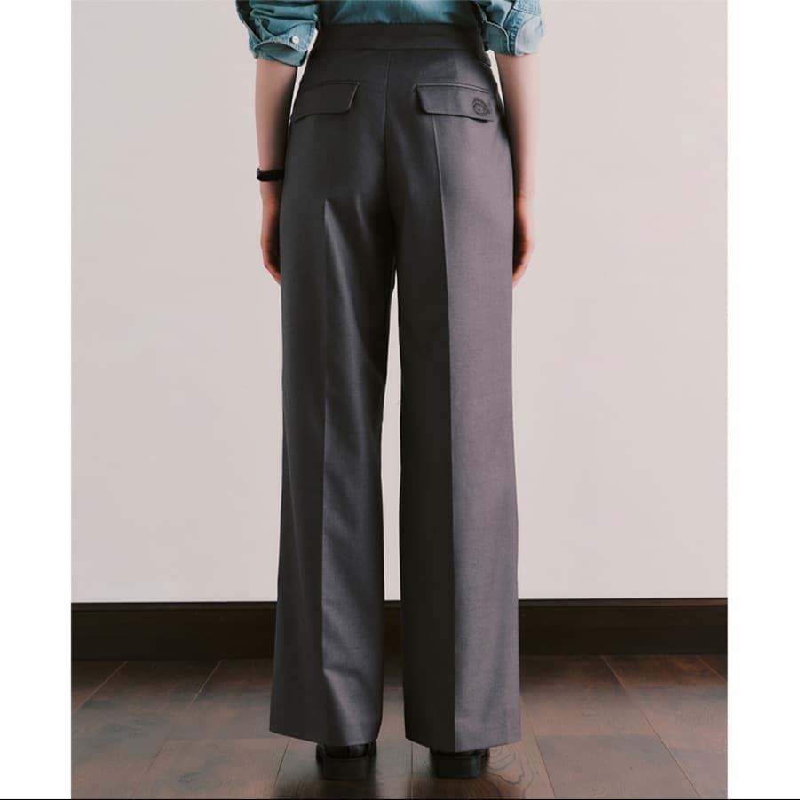 グレー パンツ 上品シルエット 美脚ワイドタックパンツ