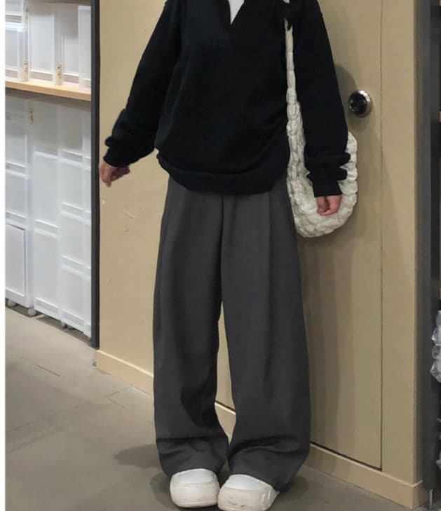 グレーパンツ スラックス ゆったりワイドパンツ