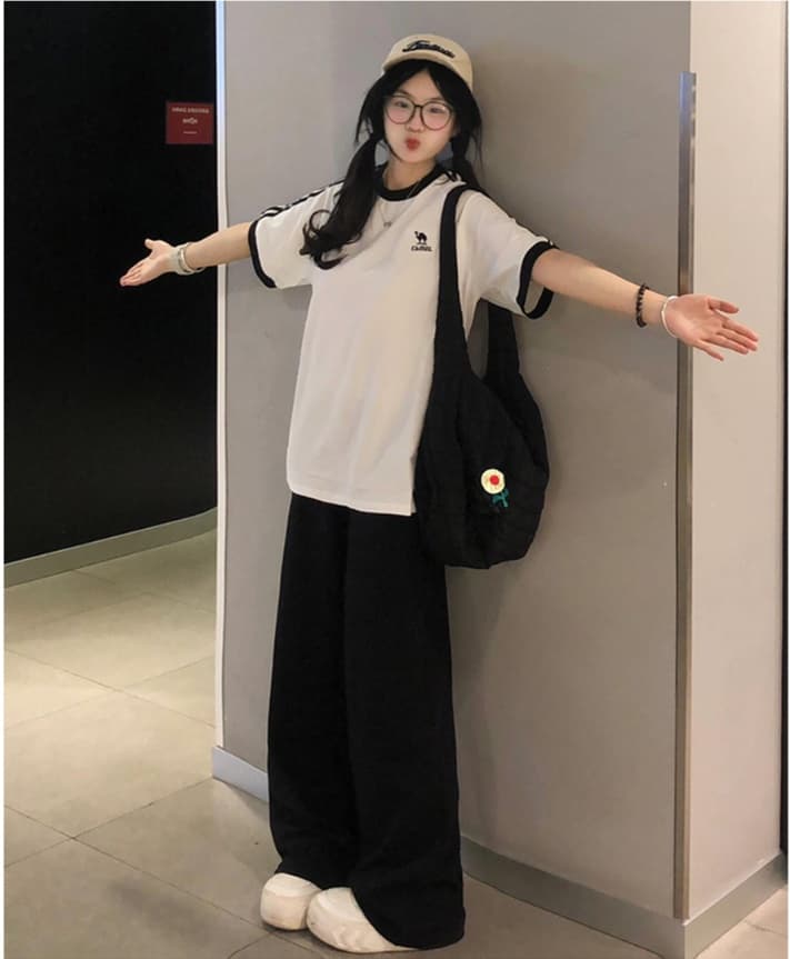 グレーパンツ スラックス ゆったりワイドパンツ