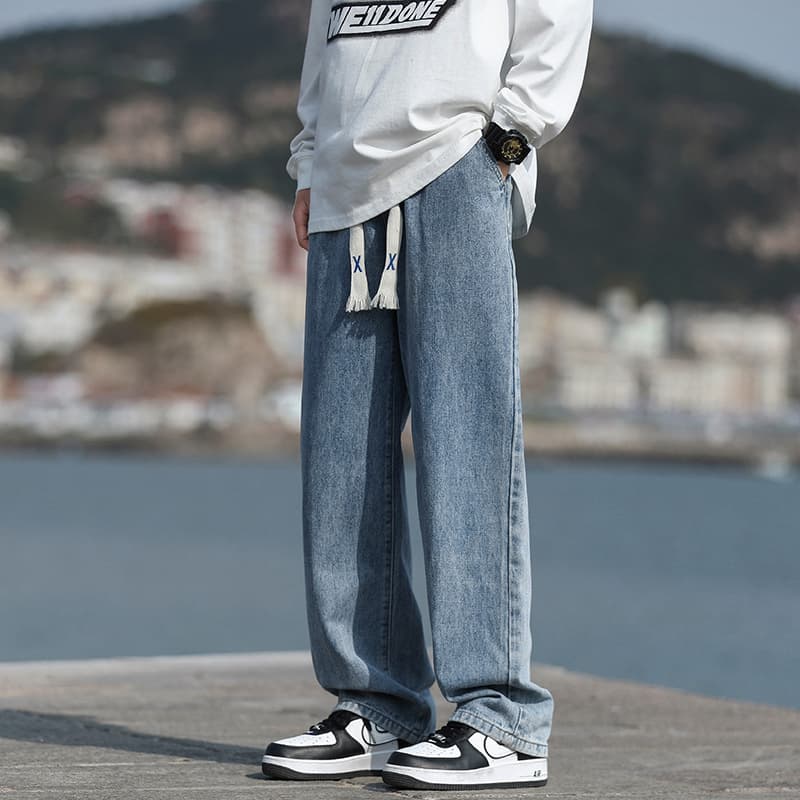 グレー パンツ ゆったりデニムストレートパンツ