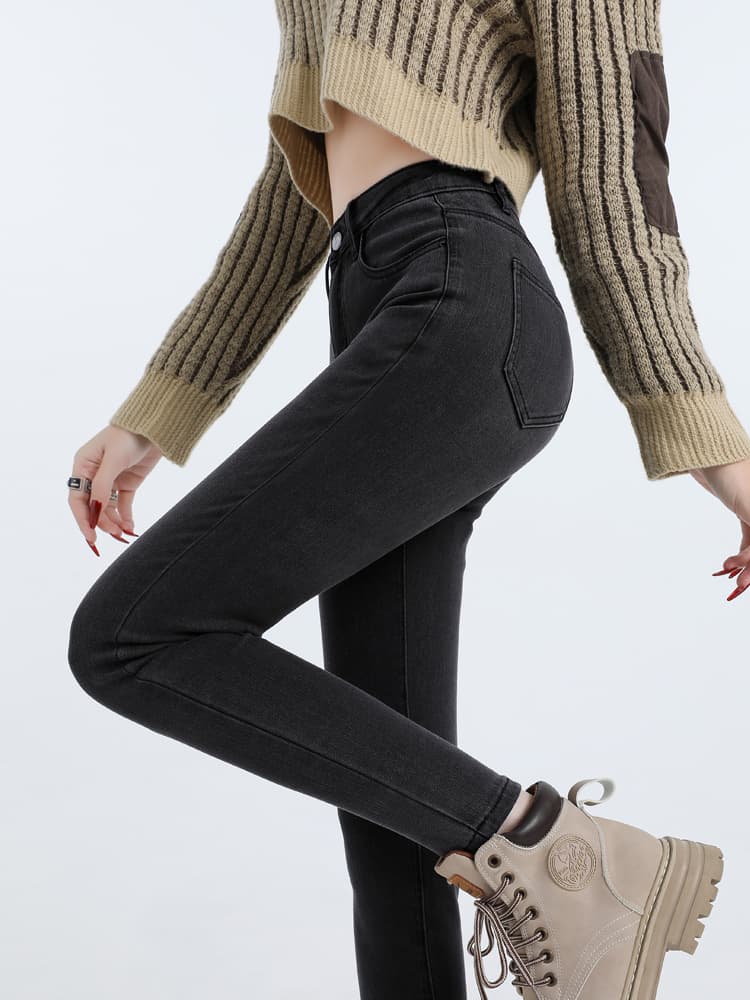 グレー パンツ 美シルエット細身パンツ
