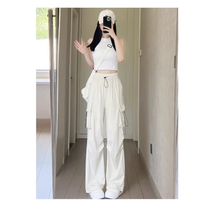 グレー パンツ カーゴパンツ ゆったりシルエット大容量ポケット付きパンツ