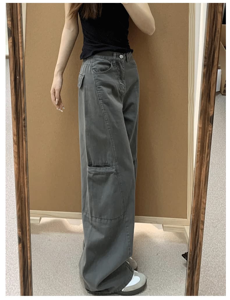 グレー パンツ ワイドシルエット実用ポケットパンツ
