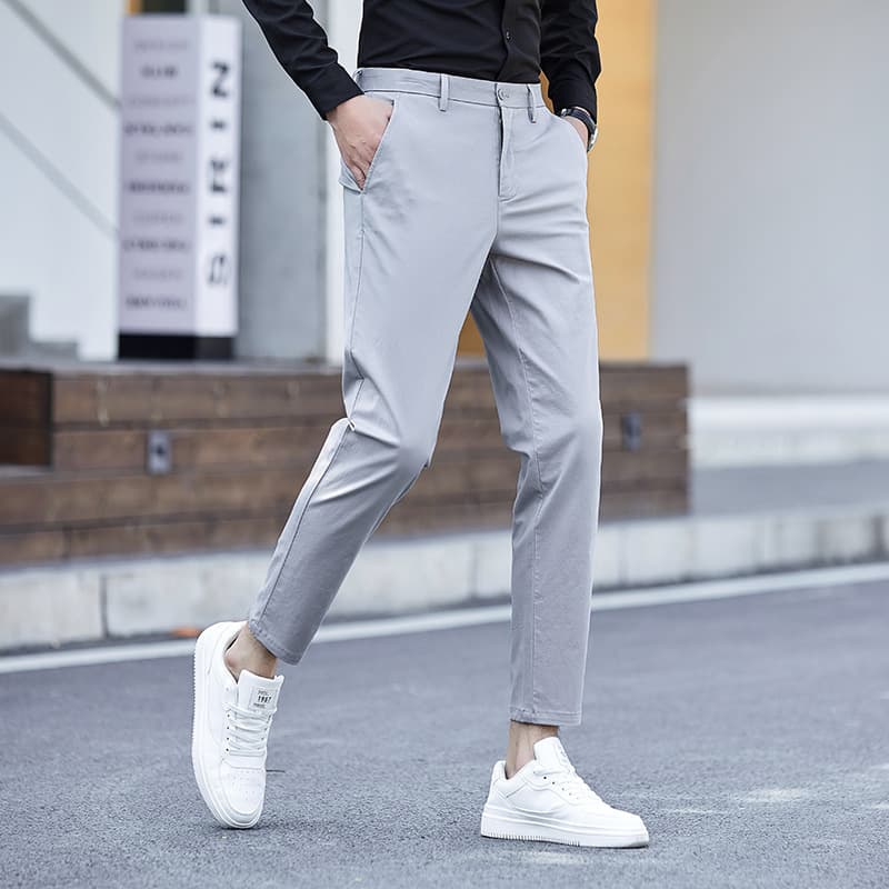 グレー パンツ すっきり美脚九分丈スラックス