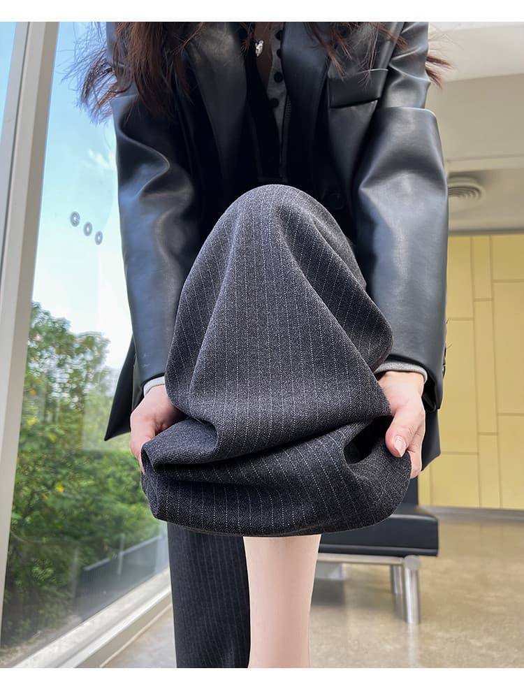 グレー パンツ スタイリッシュ ワイド タック パンツ